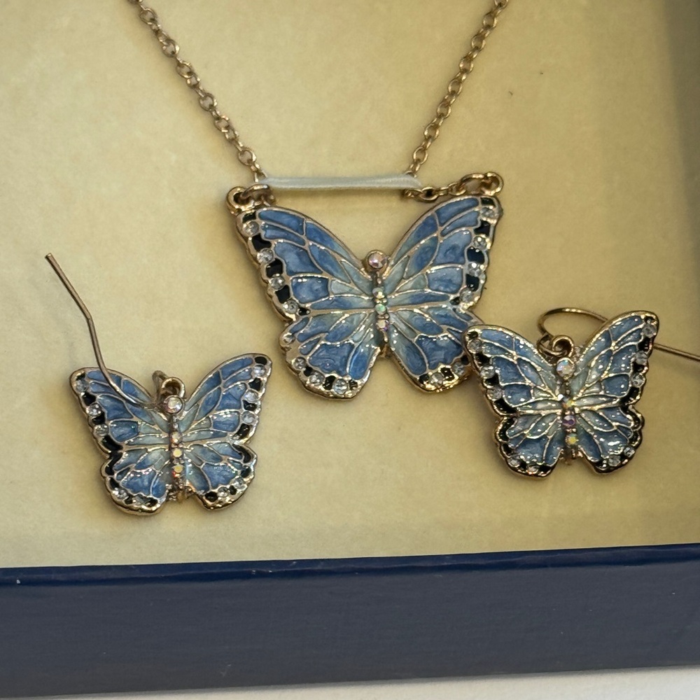 Flying Flower Butterfly Necklace & Earrings